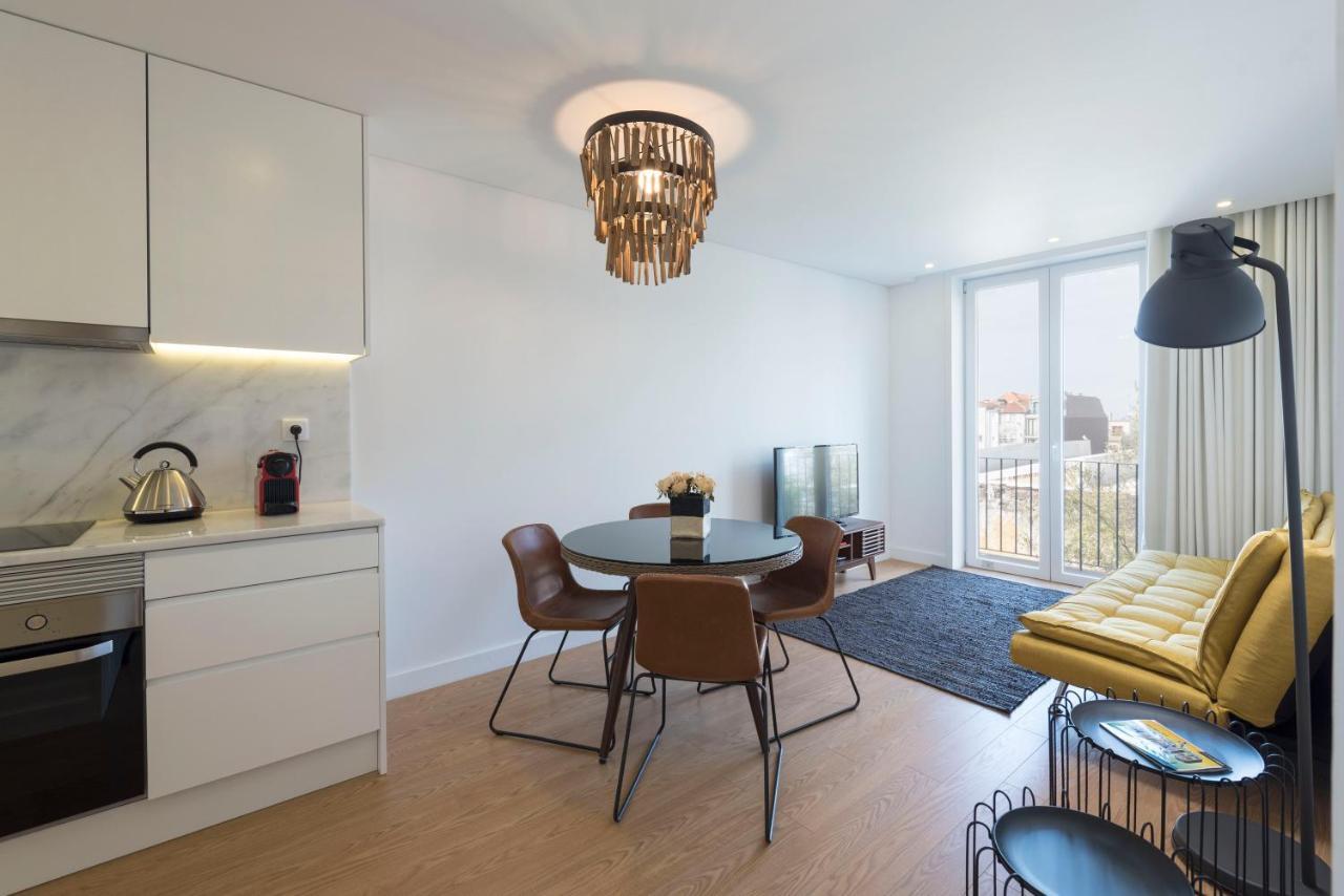Lovelystay - Central Flat W/ Ac & Balcony Porto Kültér fotó