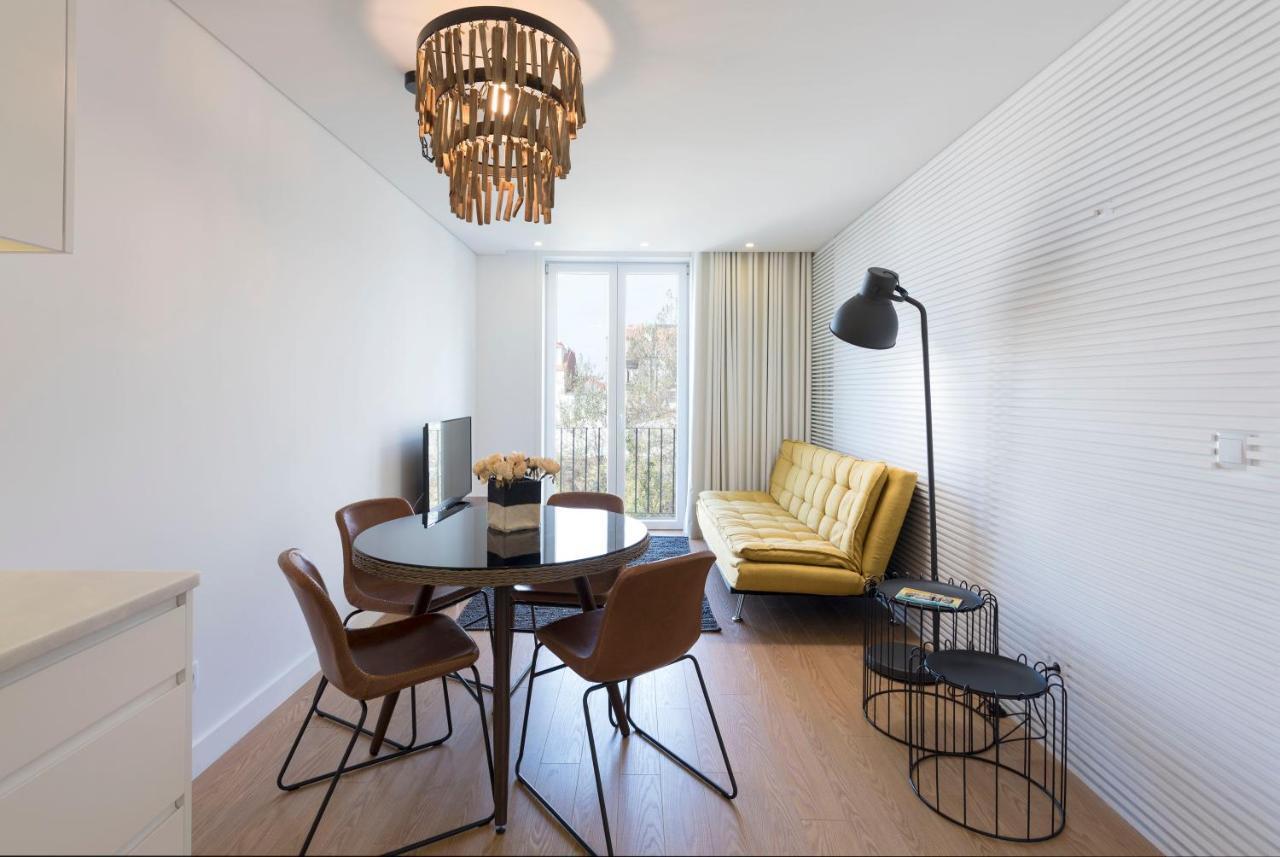 Lovelystay - Central Flat W/ Ac & Balcony Porto Kültér fotó
