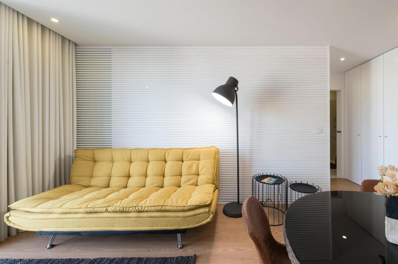 Lovelystay - Central Flat W/ Ac & Balcony Porto Kültér fotó
